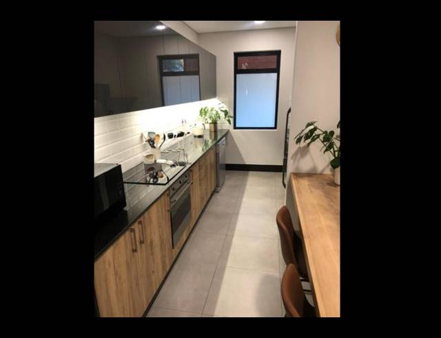 2 BEDROOM PROPERTY TO RENT IN MENLO PARK